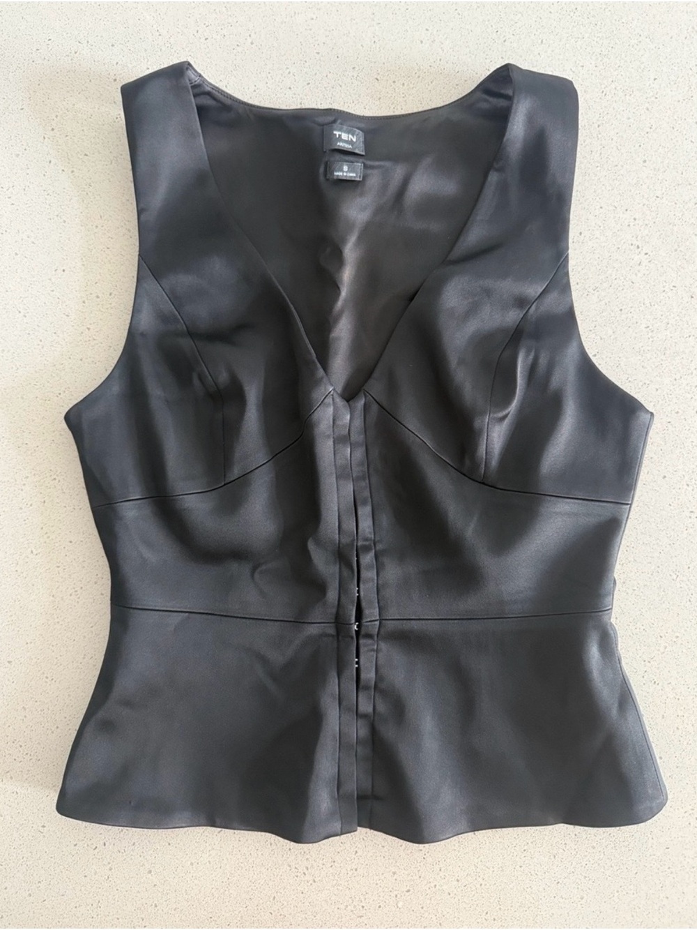 Aritzia Canapé Satin Top